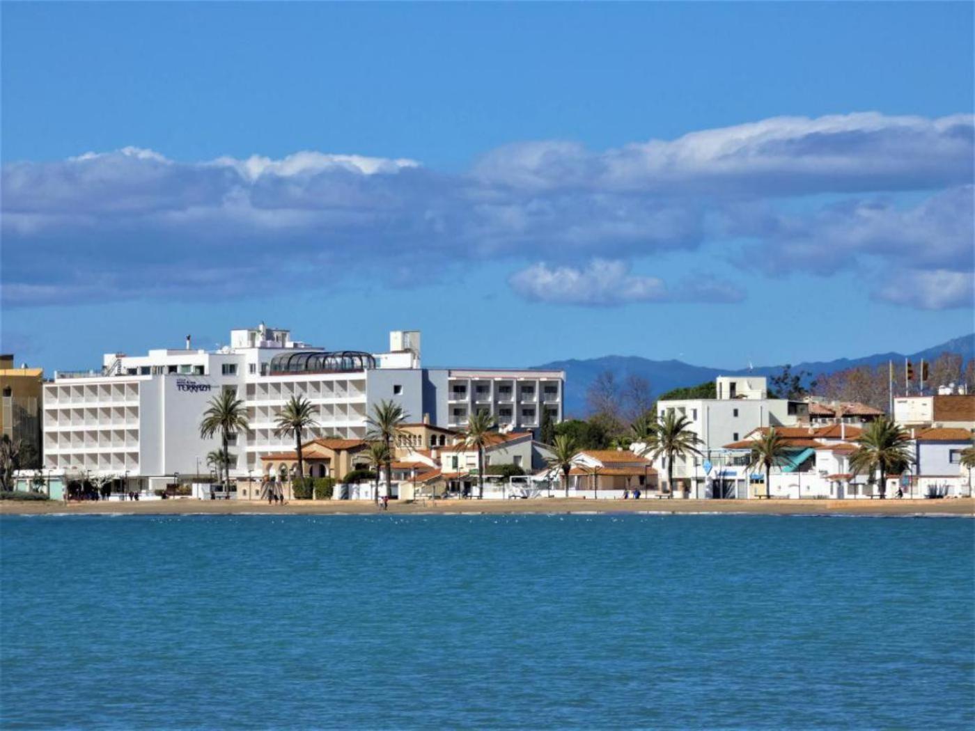 Apartamento Frente Al Mar Roses Luaran gambar